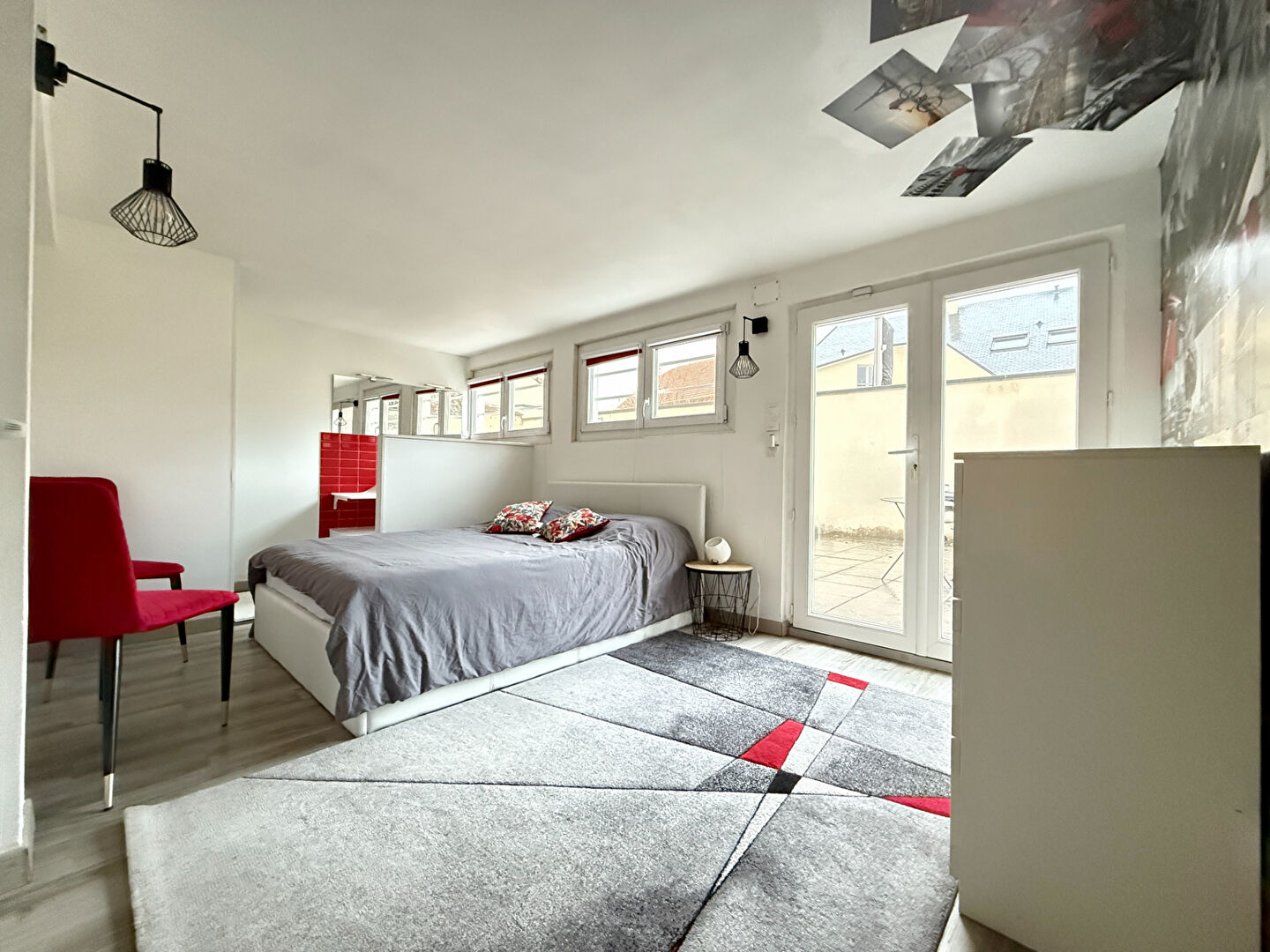 Superbe Maison à Vendre à Bezannes - 6 Chambres et Grand Jardin !