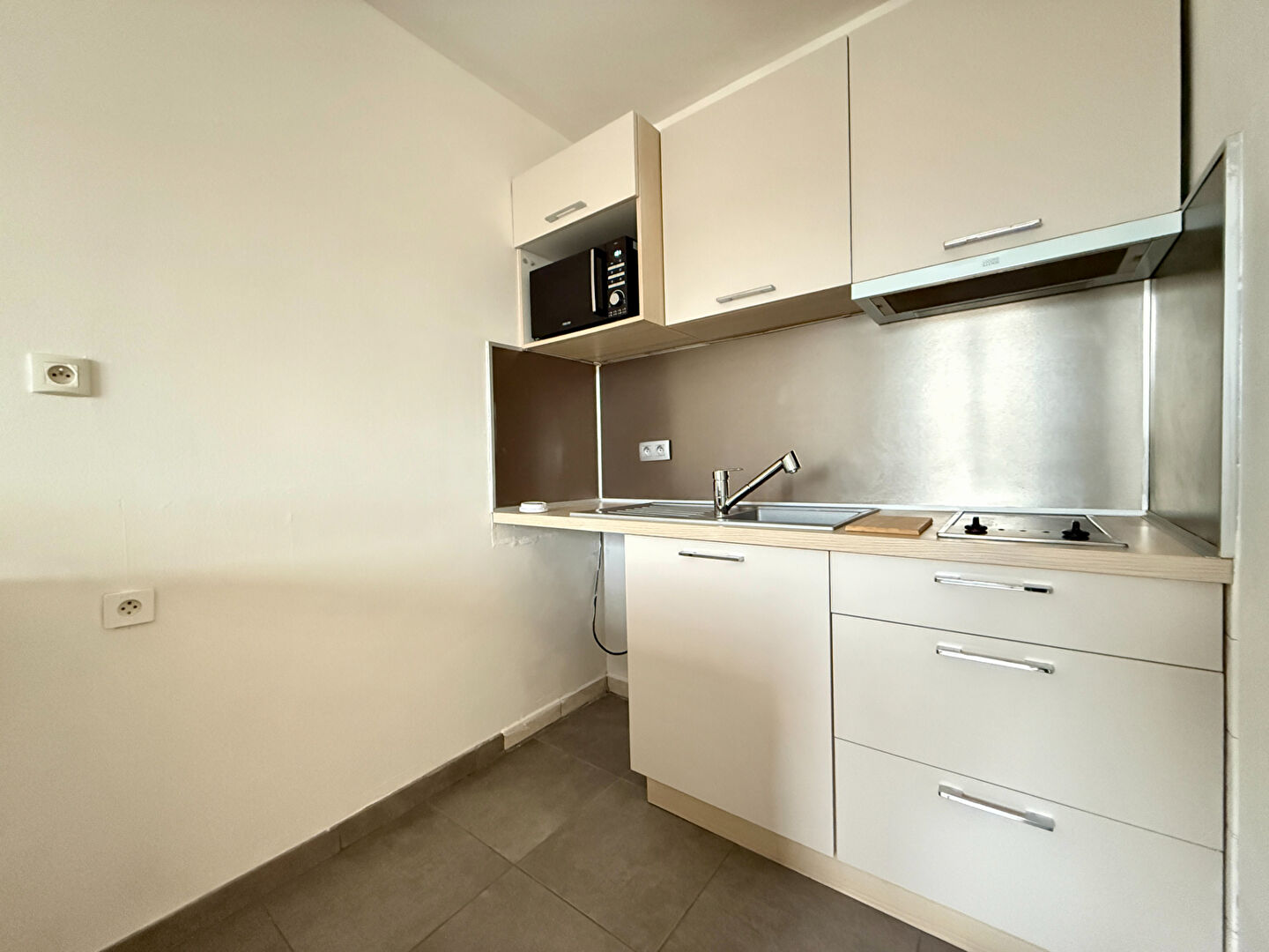 Charmant Appartement 2 pièces à Louer à Reims - Saint-Thomas