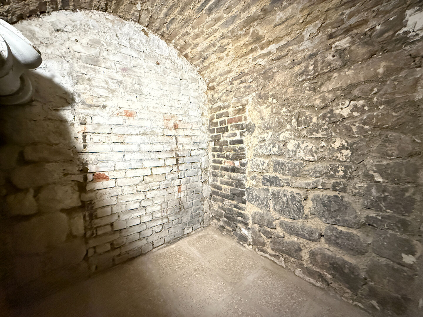 Maison avec extérieur et garage proche centre ville