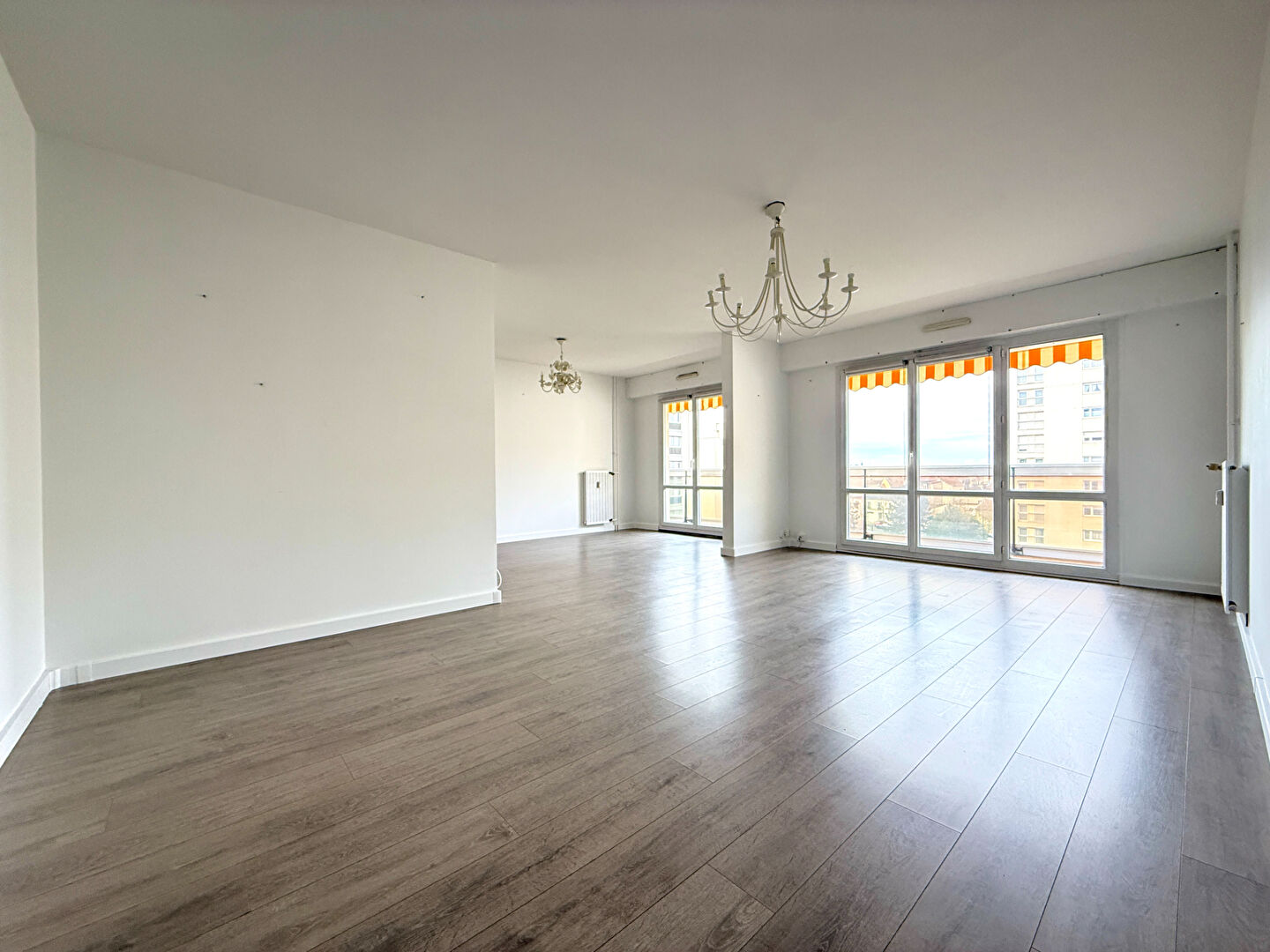 À vendre : Appartement spacieux quartier Saint-Marceaux avec balcon et garage