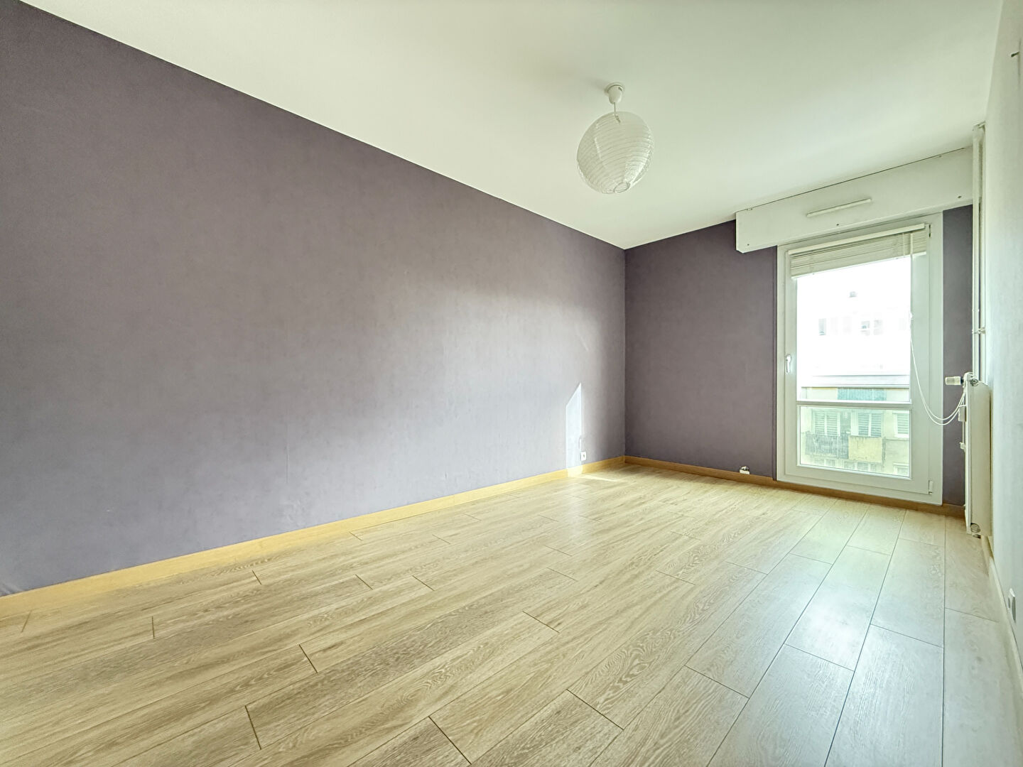 À vendre : Appartement spacieux quartier Saint-Marceaux avec balcon et garage