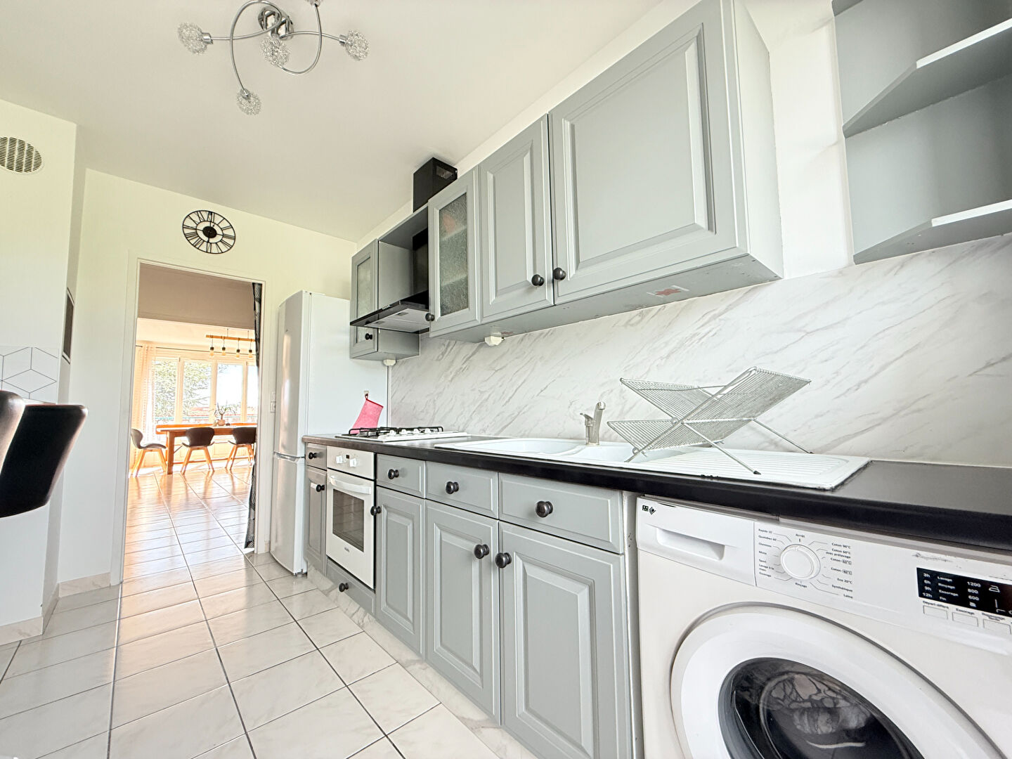 Appartement  de type 3 - avec place de parking - vendu loué