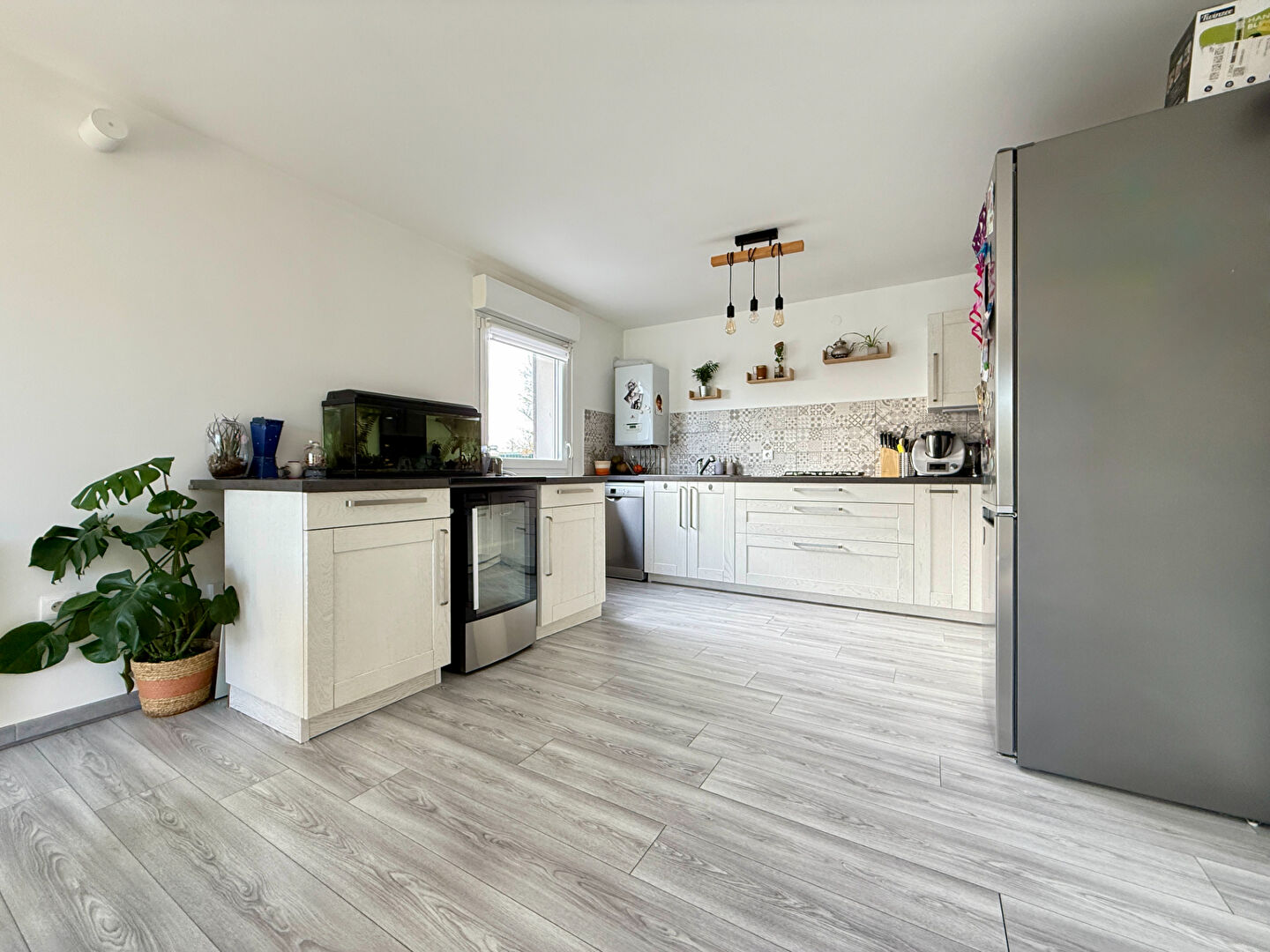 Maison récente à vendre à Reims - 3 chambres, Jardin, parking + box - Quartier Epinettes