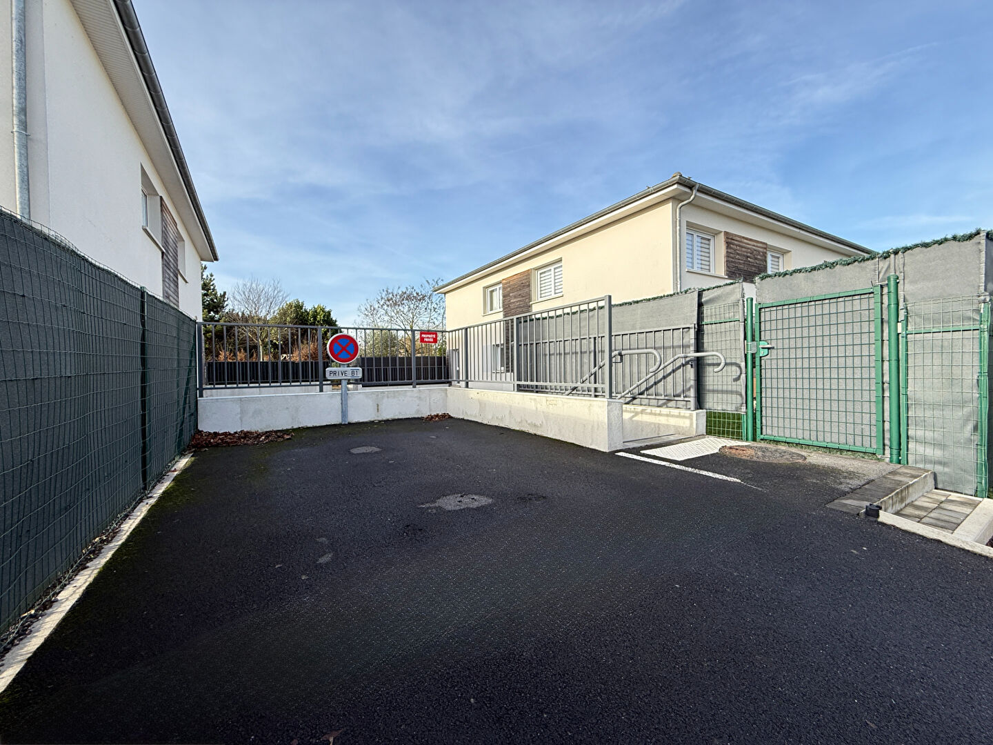 Maison récente à vendre à Reims - 3 chambres, Jardin, parking + box - Quartier Epinettes