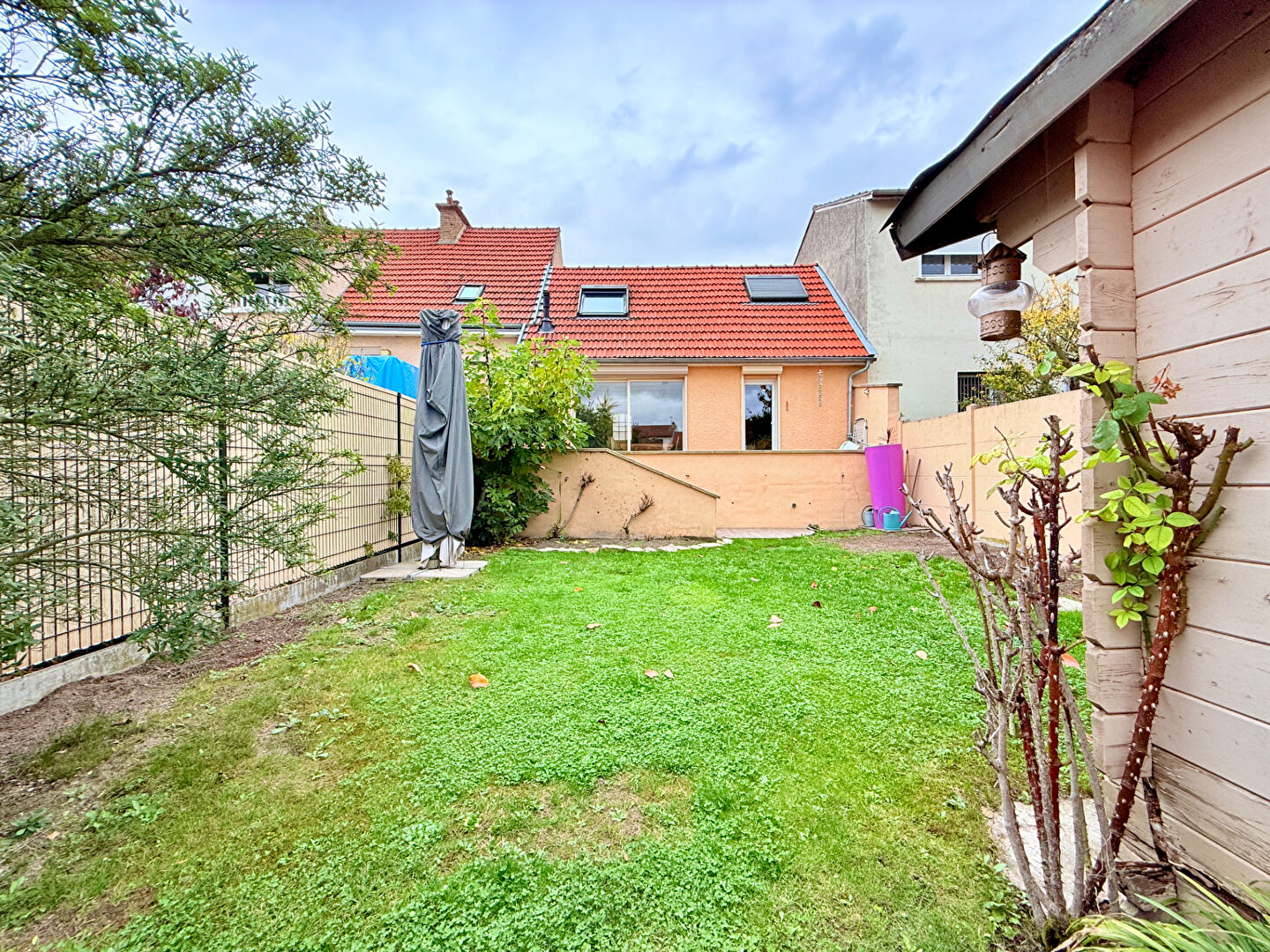 Maison de ville avec jardin