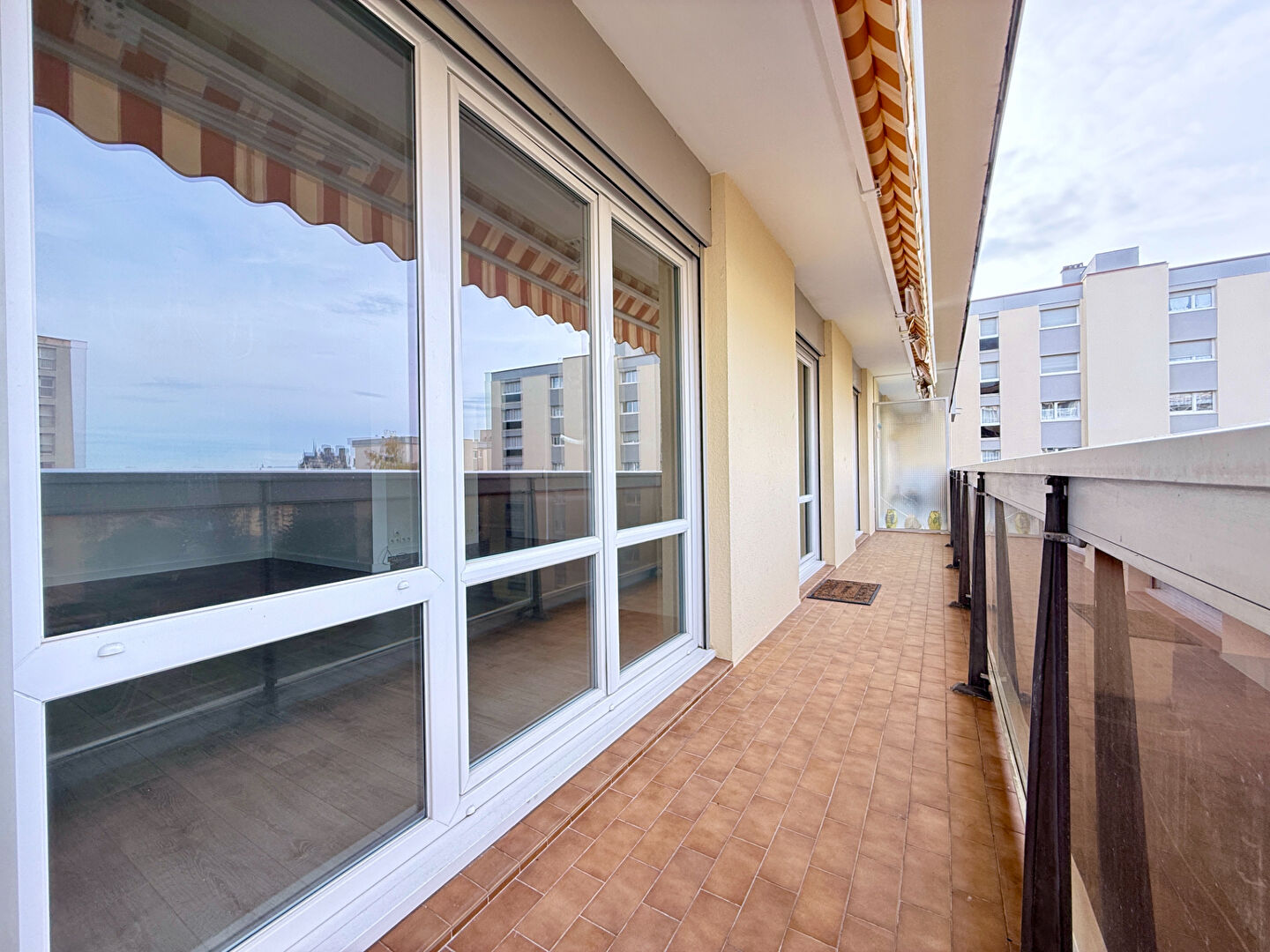 À vendre : Appartement spacieux quartier Saint-Marceaux avec balcon et garage