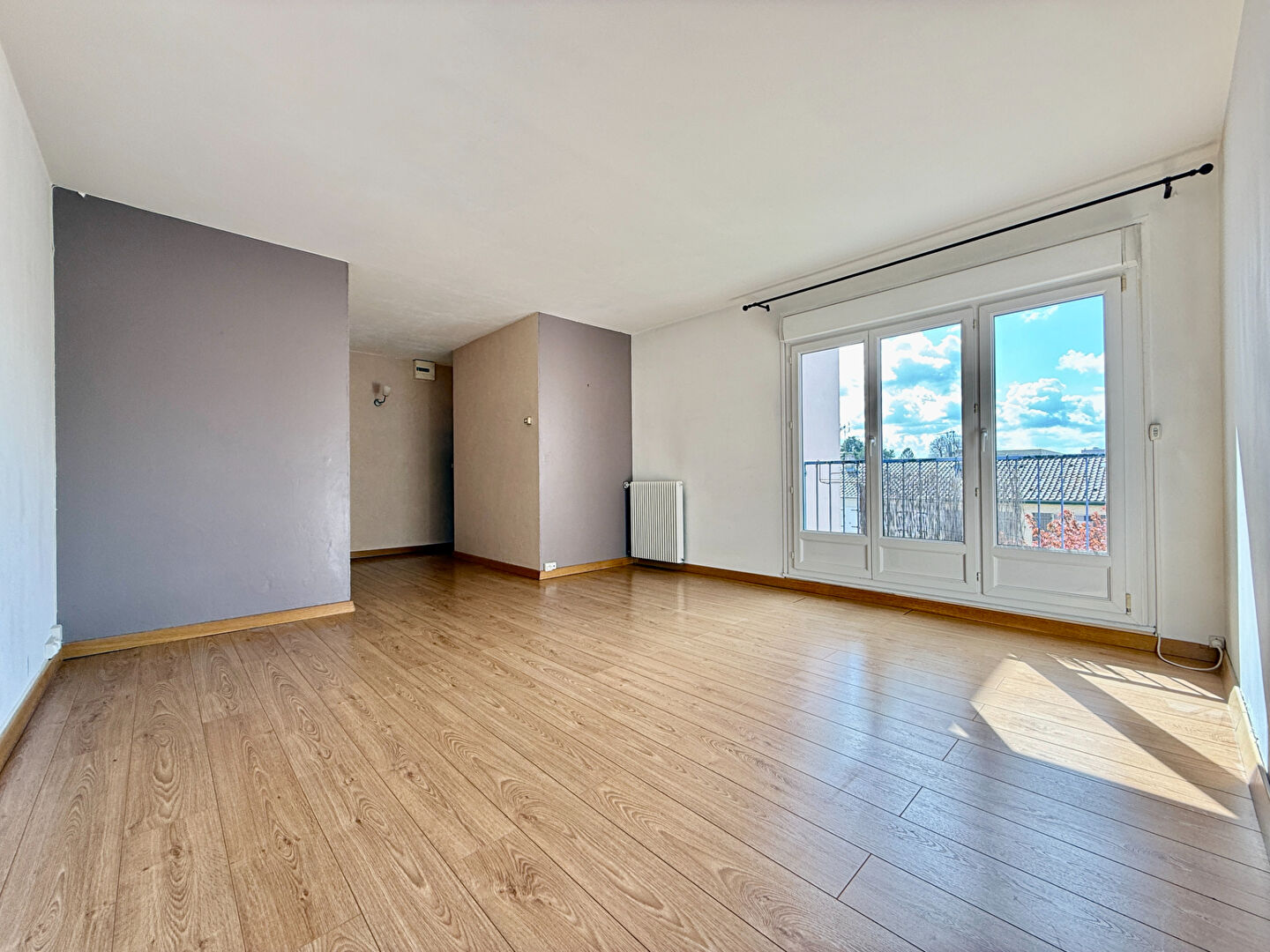 Appartement de type 2 50 m² -  Parking + Cave - Proche tram et université