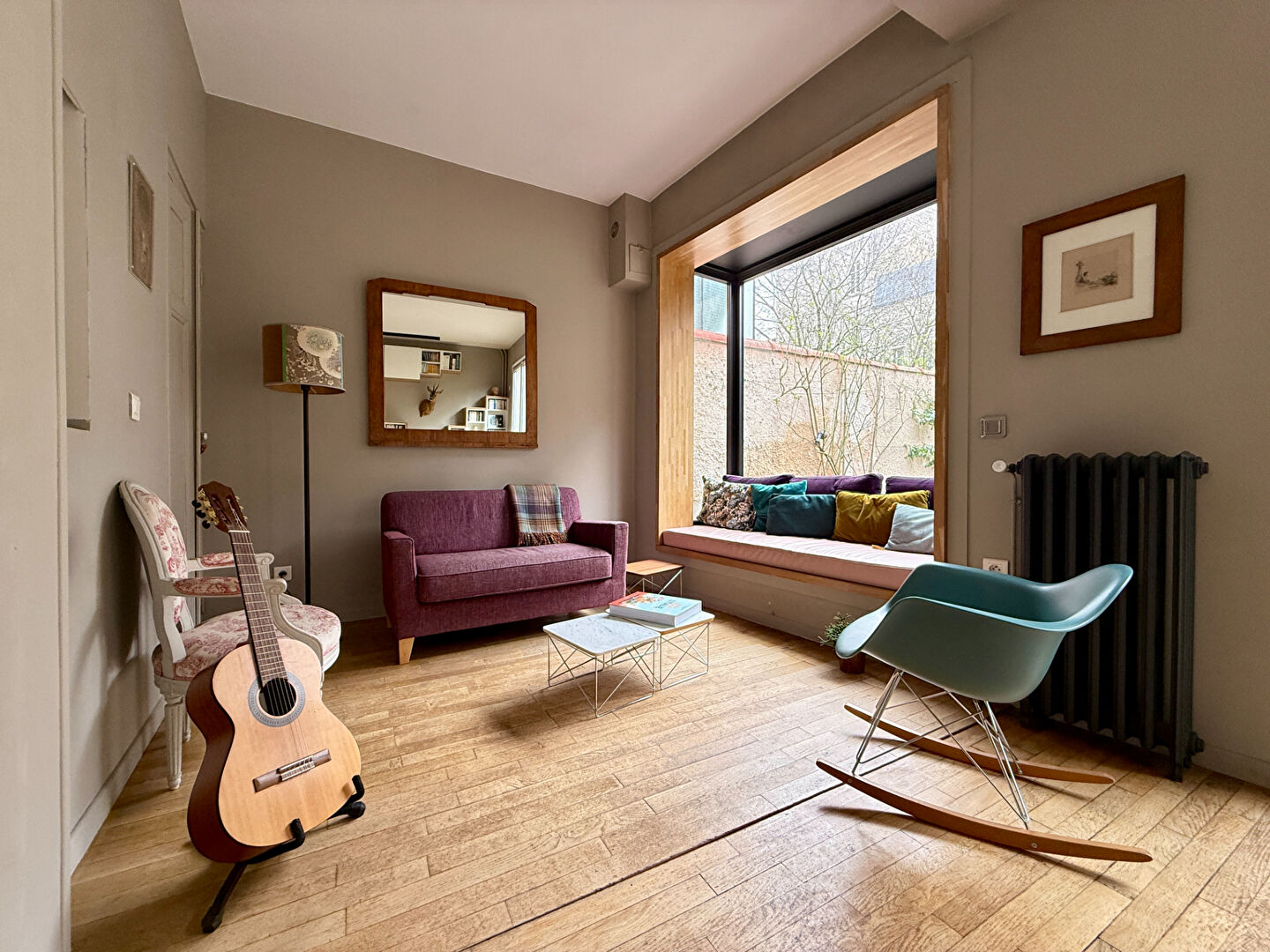 Maison de caractère avec jardin et stationnement - Boulevard Lundy