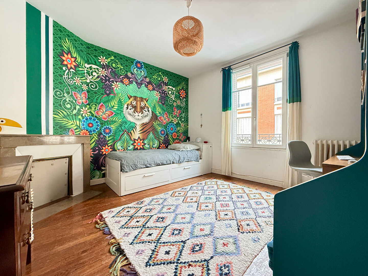 Maison de caractère avec jardin et stationnement - Boulevard Lundy