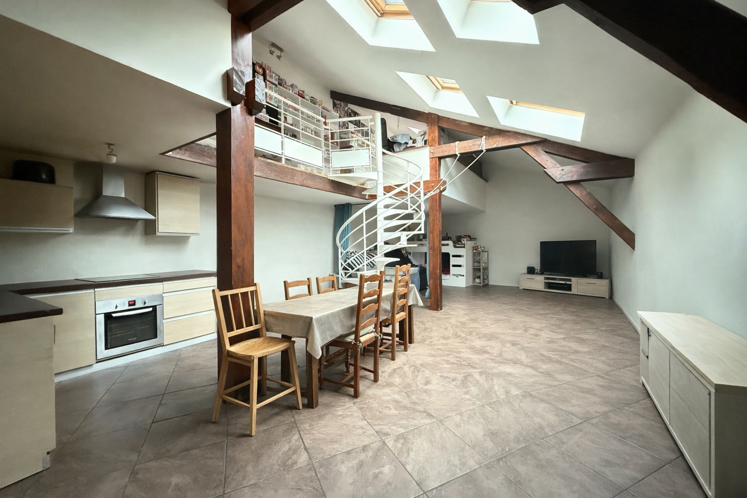 Quartier Clairmarais - Immeuble de 8 appartements