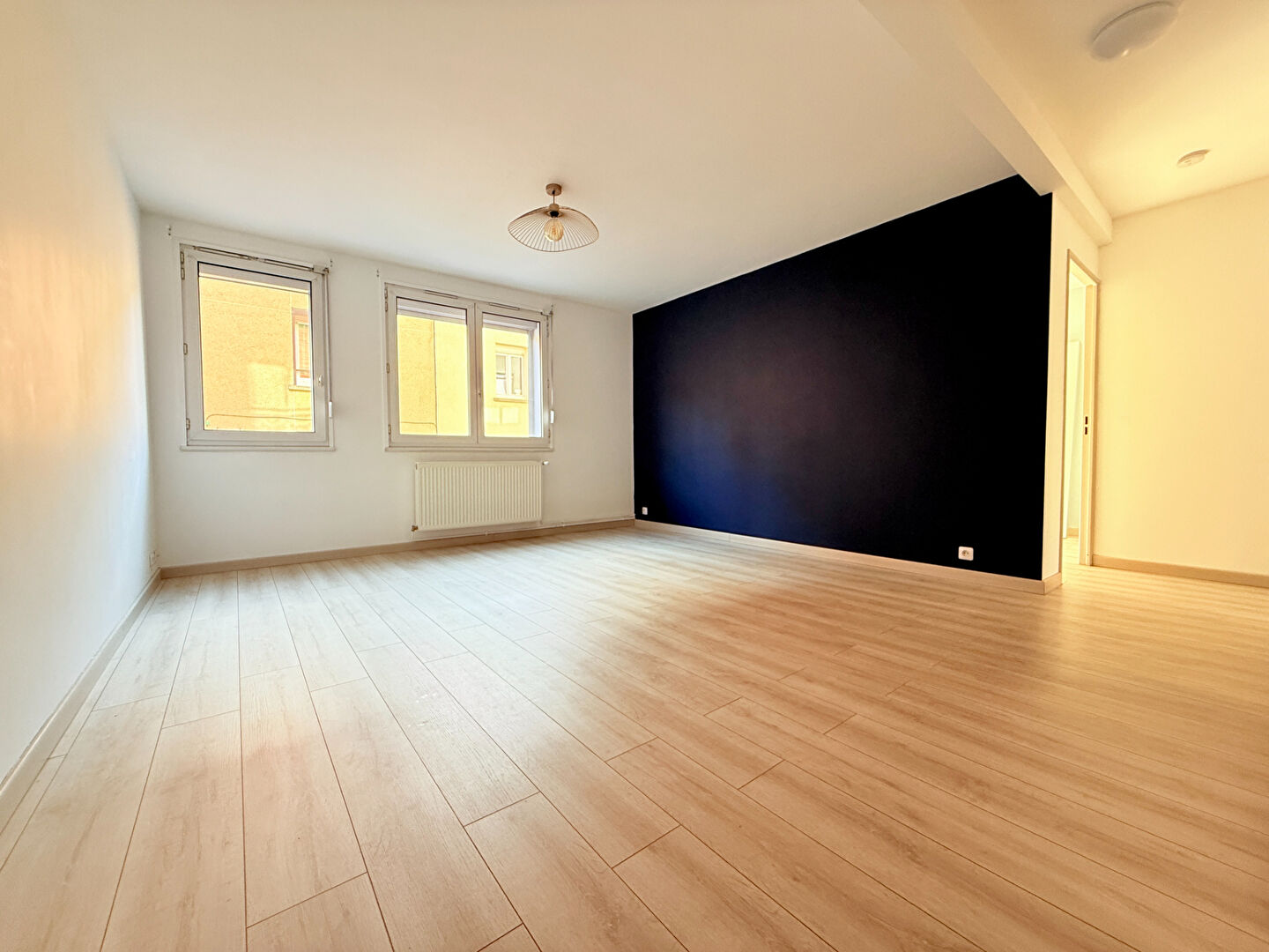 À VENDRE APPARTEMENT 3 PIÈCES 