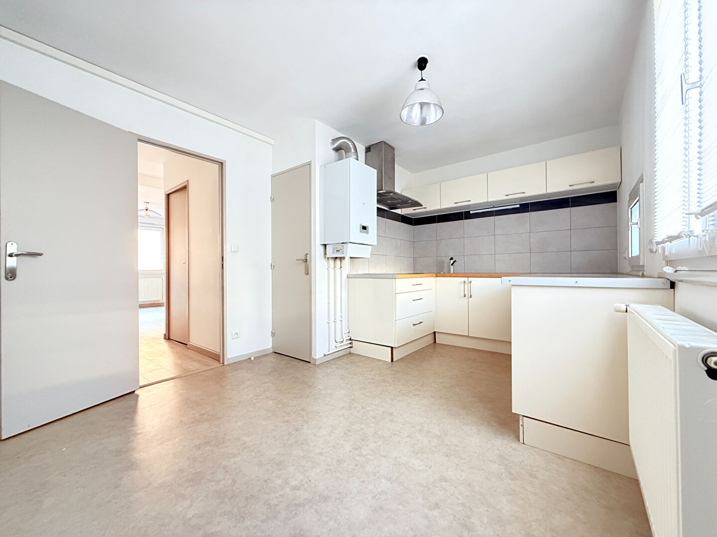 À VENDRE APPARTEMENT 3 PIÈCES 