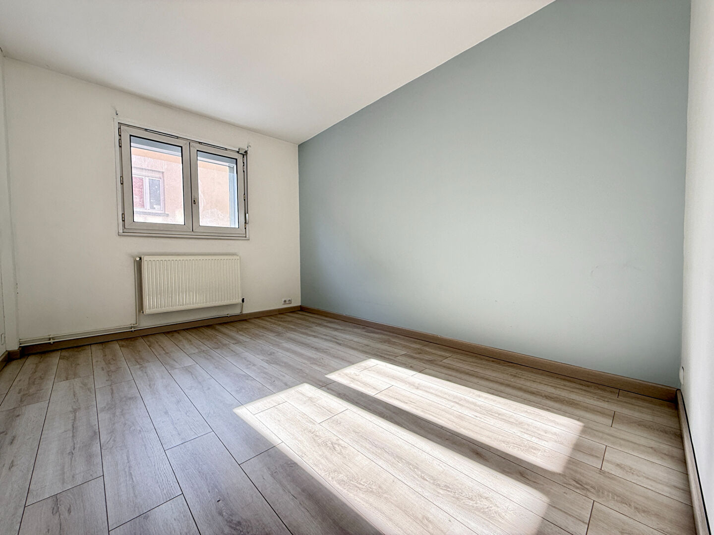 À VENDRE APPARTEMENT 3 PIÈCES 