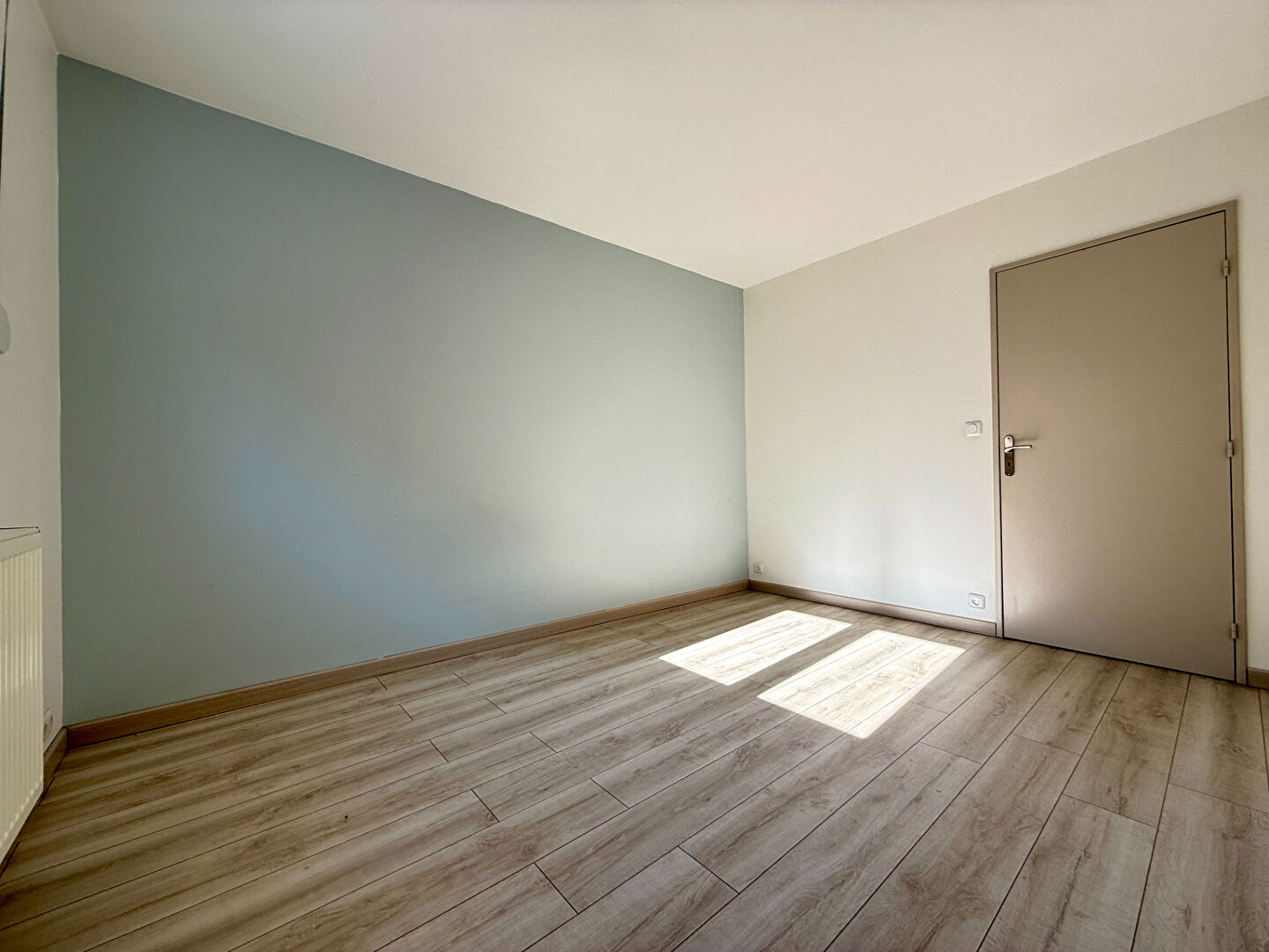 À VENDRE APPARTEMENT 3 PIÈCES 