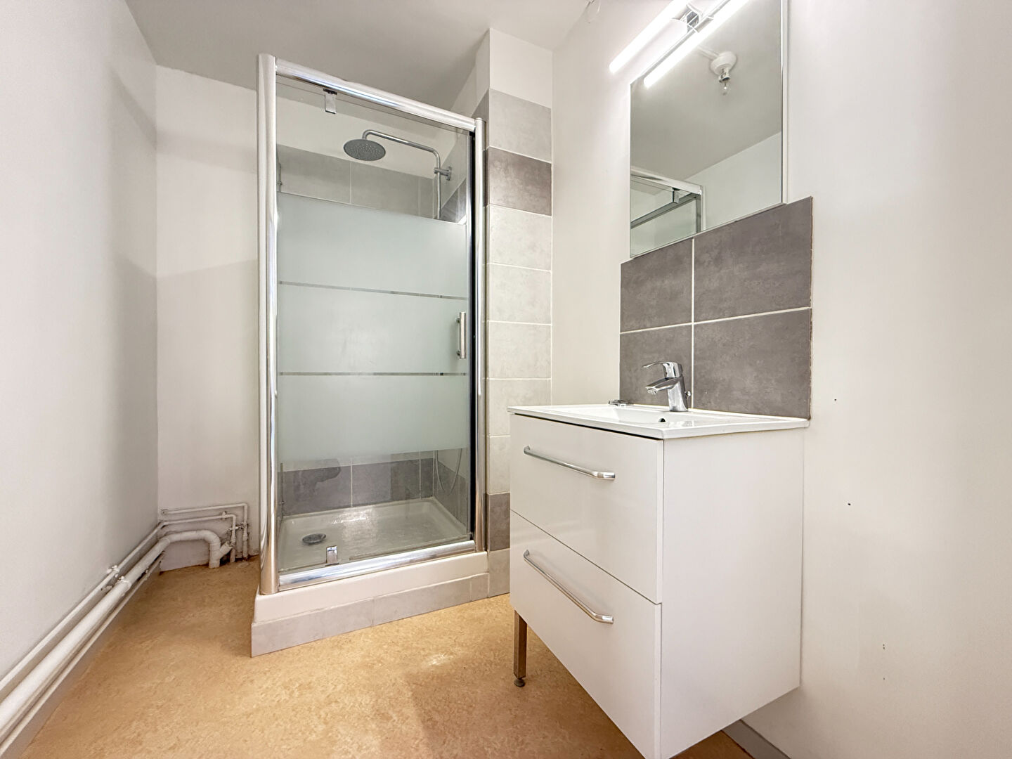 À VENDRE APPARTEMENT 3 PIÈCES 