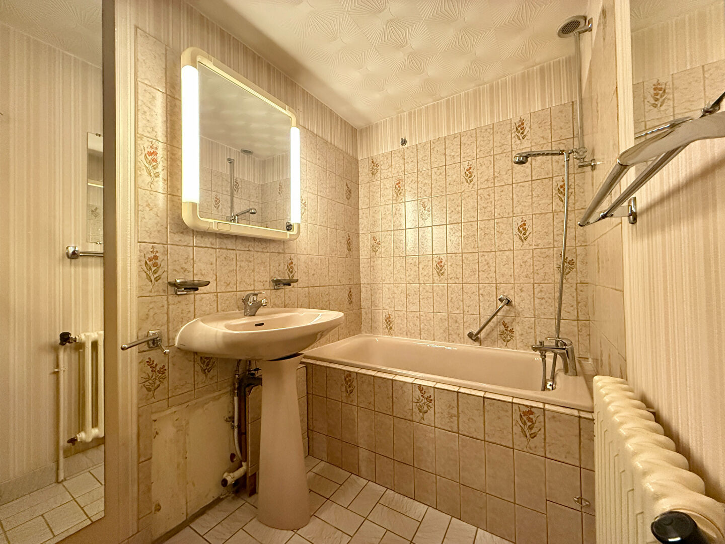 Maison avec cour -  Rilly-la-Montagne,