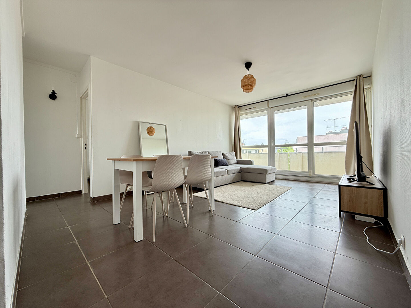 Appartement 3 pièces à louer à Reims - Quartier Neufchatel