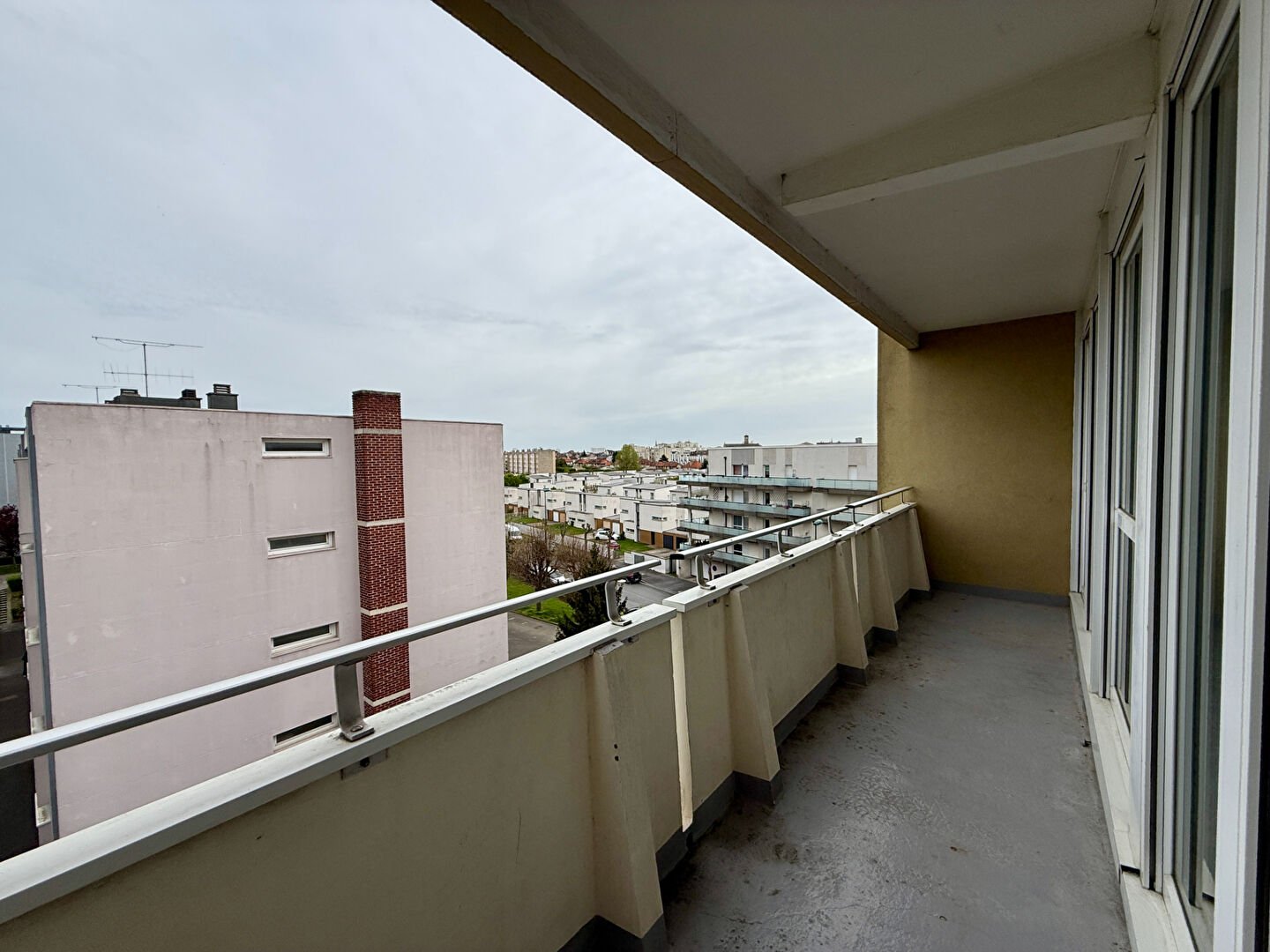 Appartement 3 pièces à louer à Reims - Quartier Neufchatel