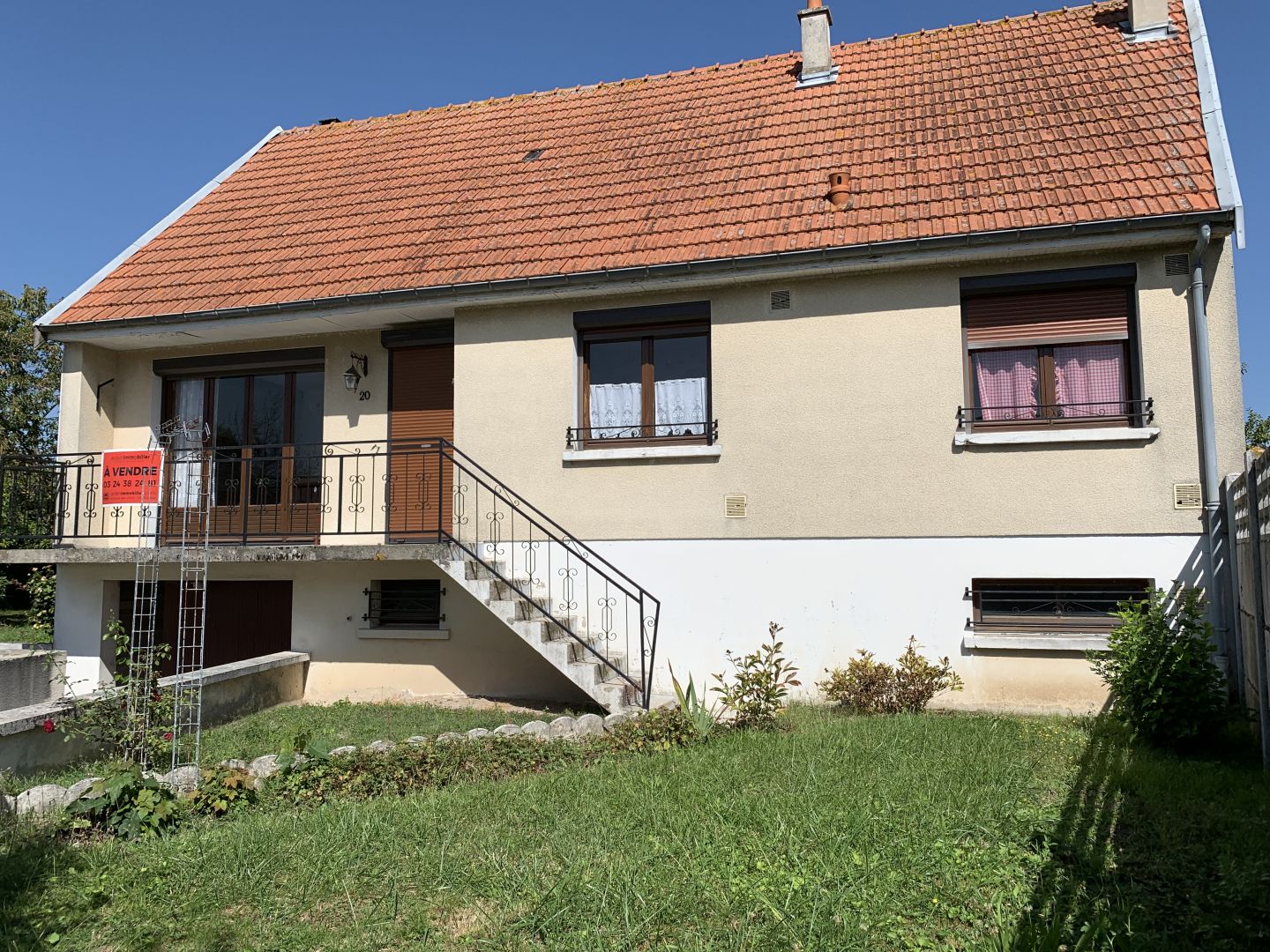 A 15Kms de REIMS NORD, un pavillon traditionnel sur sous-sol complet