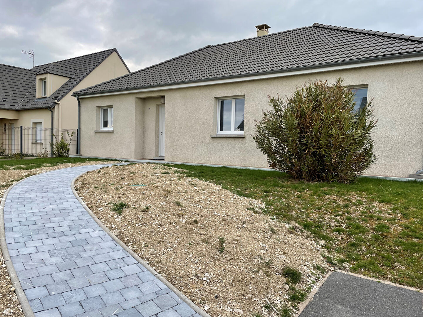 Maison de 5 pièces à vendre à vendre axe RETHEL - REIMS