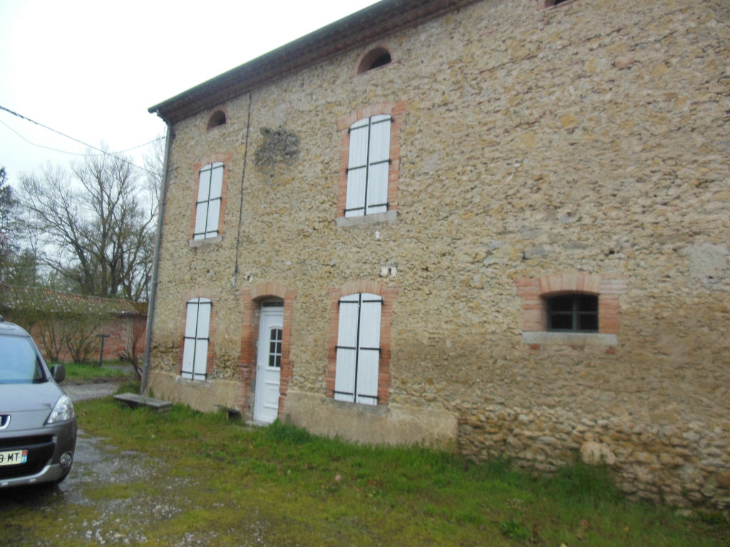 FERME Blan 5 pièce(s) 132.90 m2