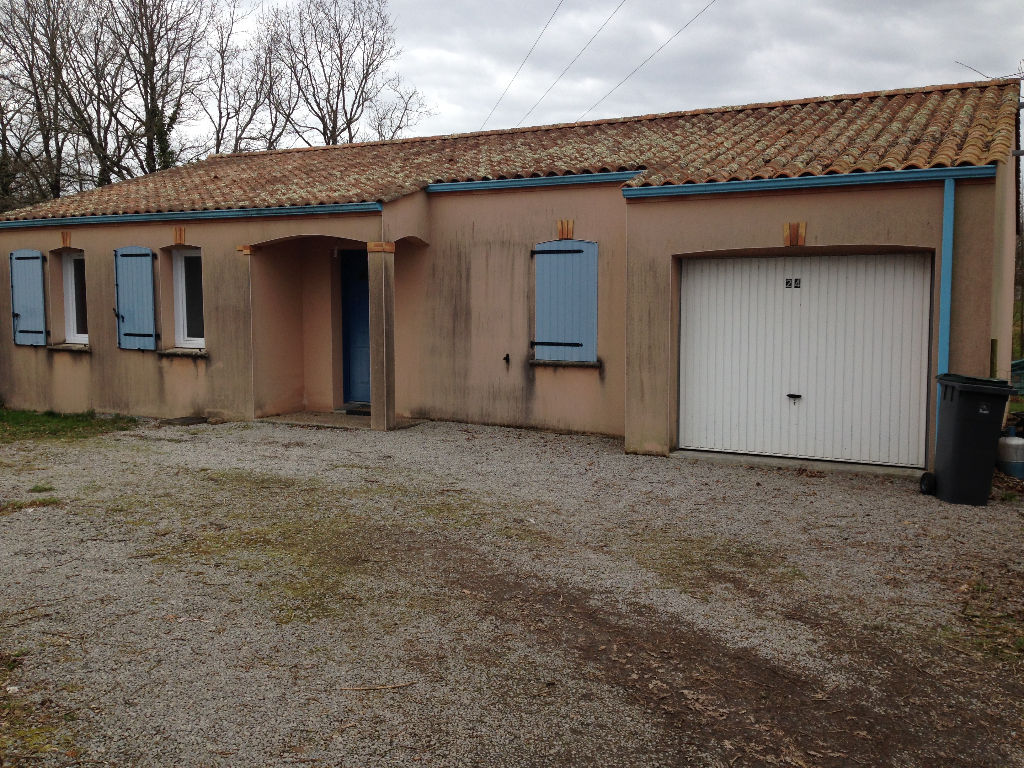 À louer, maison de 85,54 m², 4 pièces à LA BOISSIERE DES LANDES (85430).