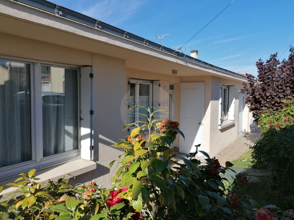 Vente : maison 4 pièces (75 m²) à LA ROCHE SUR YON