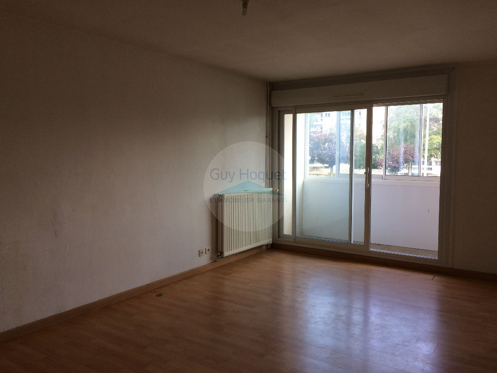 Appartement 3 pièces à vendre à LA ROCHE SUR YON