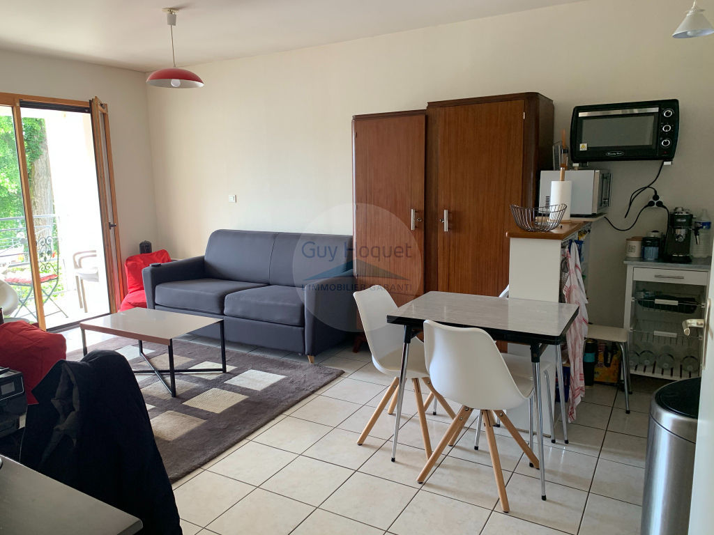 Location : appartement T1 (27 m²) à LA ROCHE SUR YON