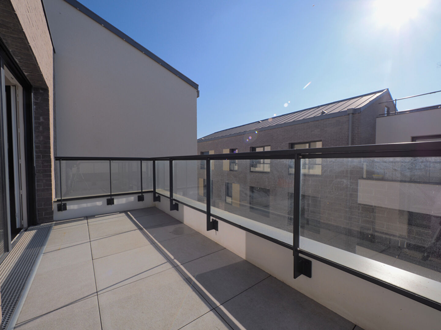 APPARTEMENT  A  VENDRE - 3 PIECES - 68m² - ROMAINVILLE