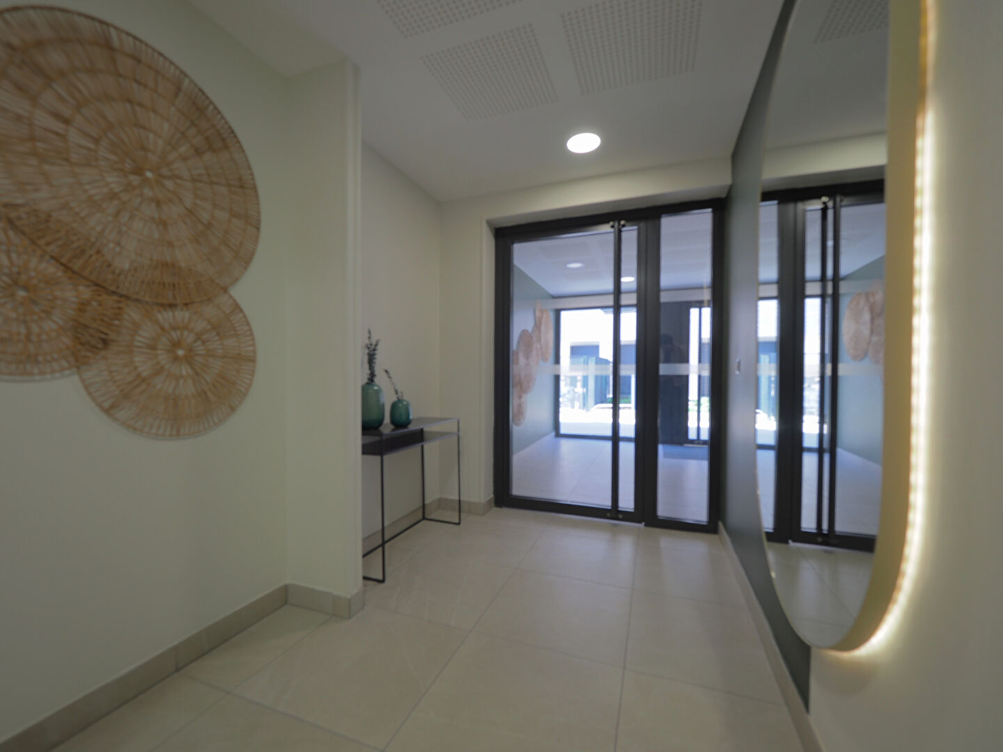 APPARTEMENT  A  VENDRE - 3 PIECES - 68m² - ROMAINVILLE