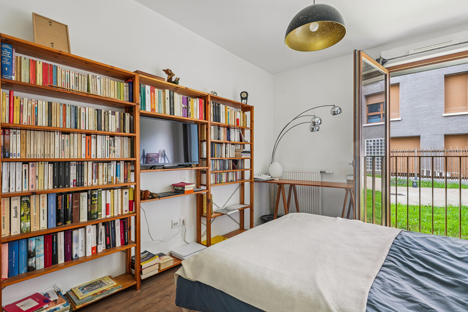 A VENDRE - APPARTEMENT  37m² - ROMAINVILLE