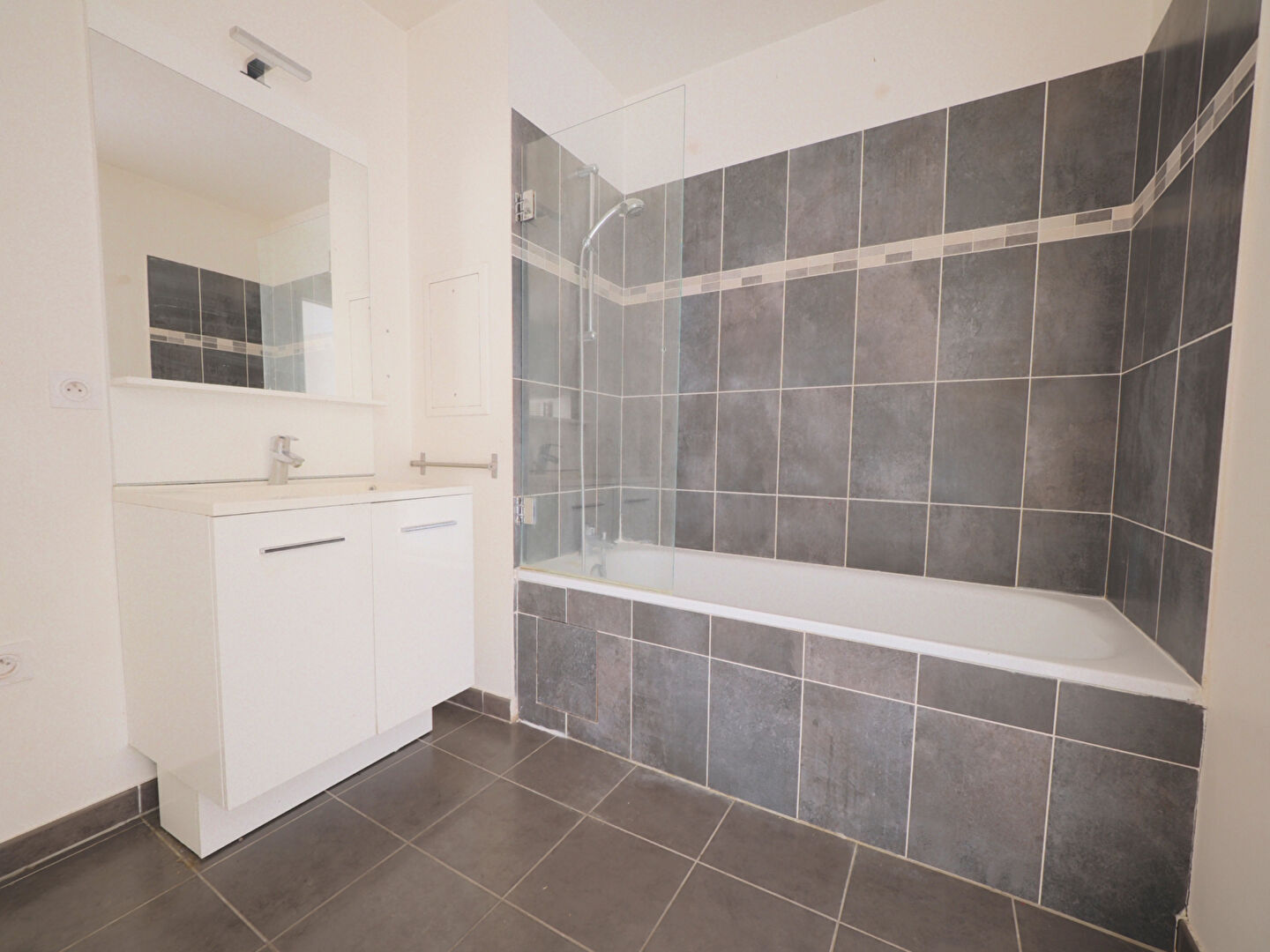 Appartement 2 pièces - Carnot