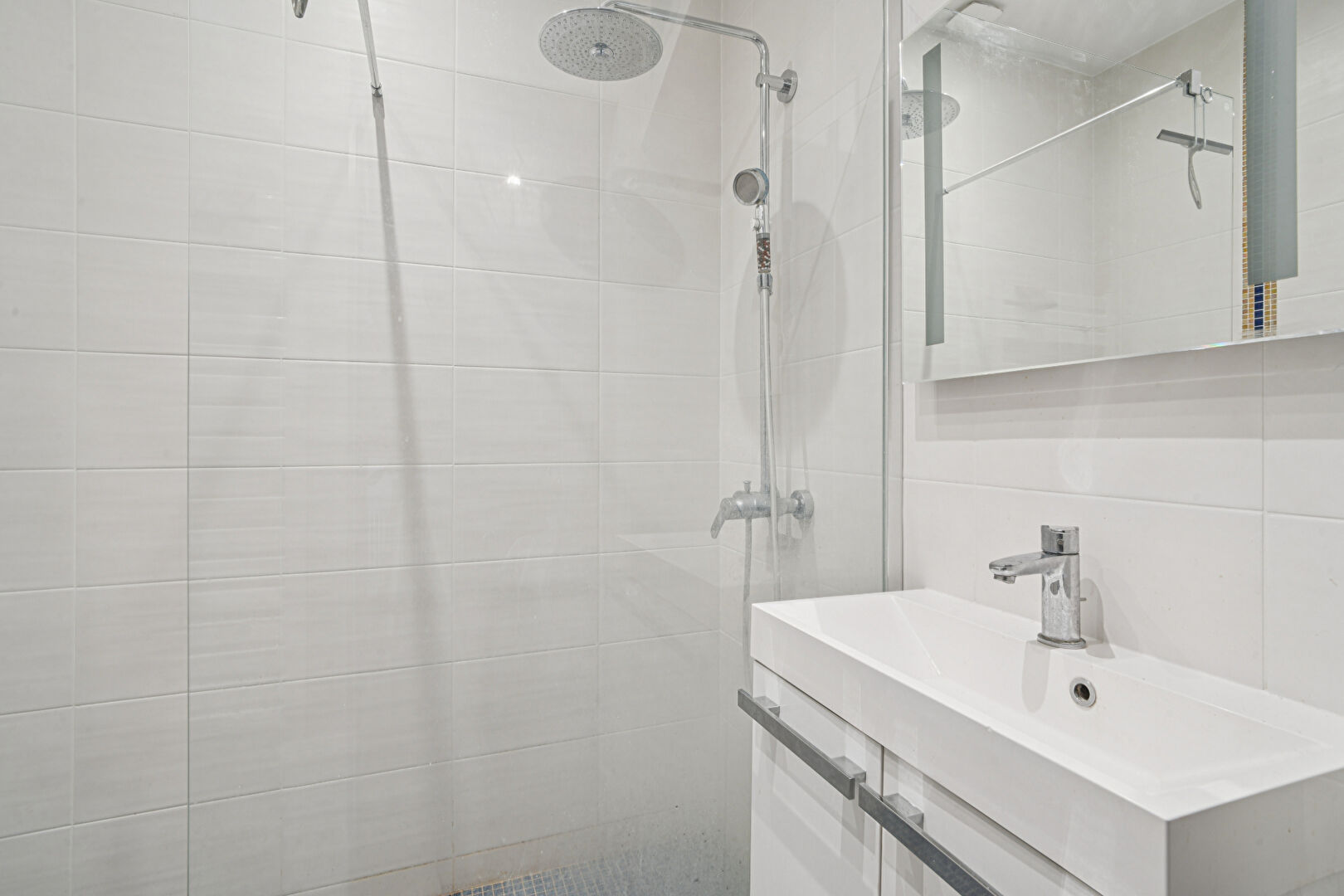 Appartement  au Lilas -76 m² - 3 pièces 546 000