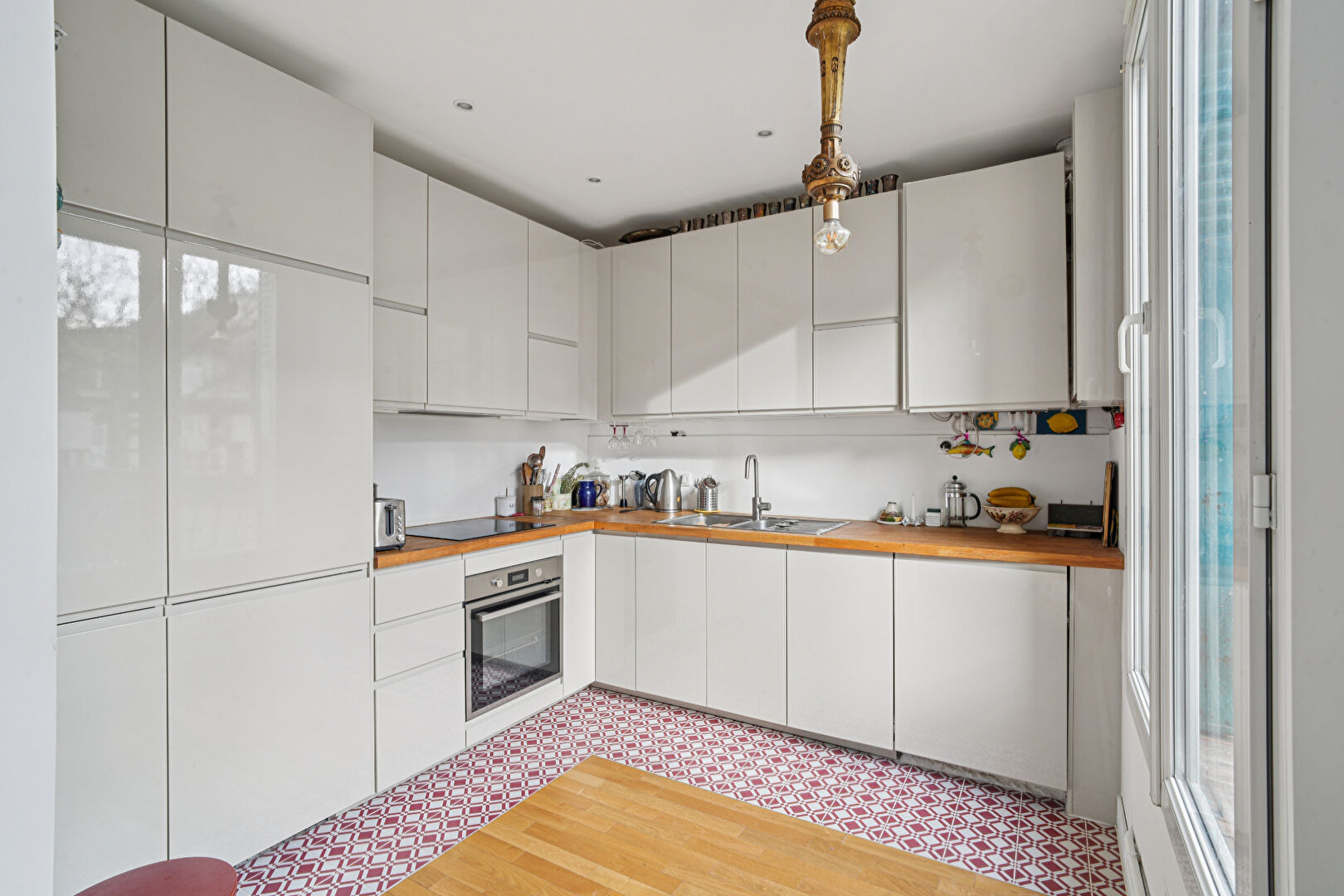 Appartement  au Lilas -76 m² - 3 pièces 546 000