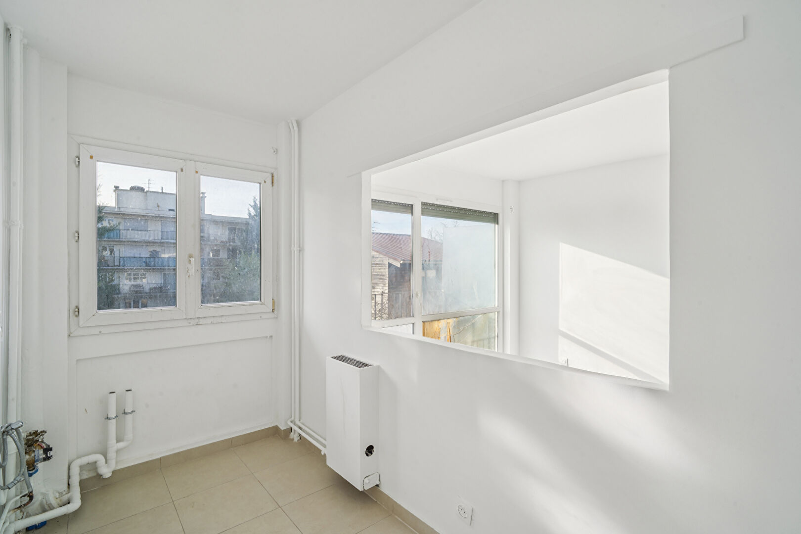 A VENDER - APPARTEMENT 40m² - BAGNOLET LIMITE ROMAINVILLE 