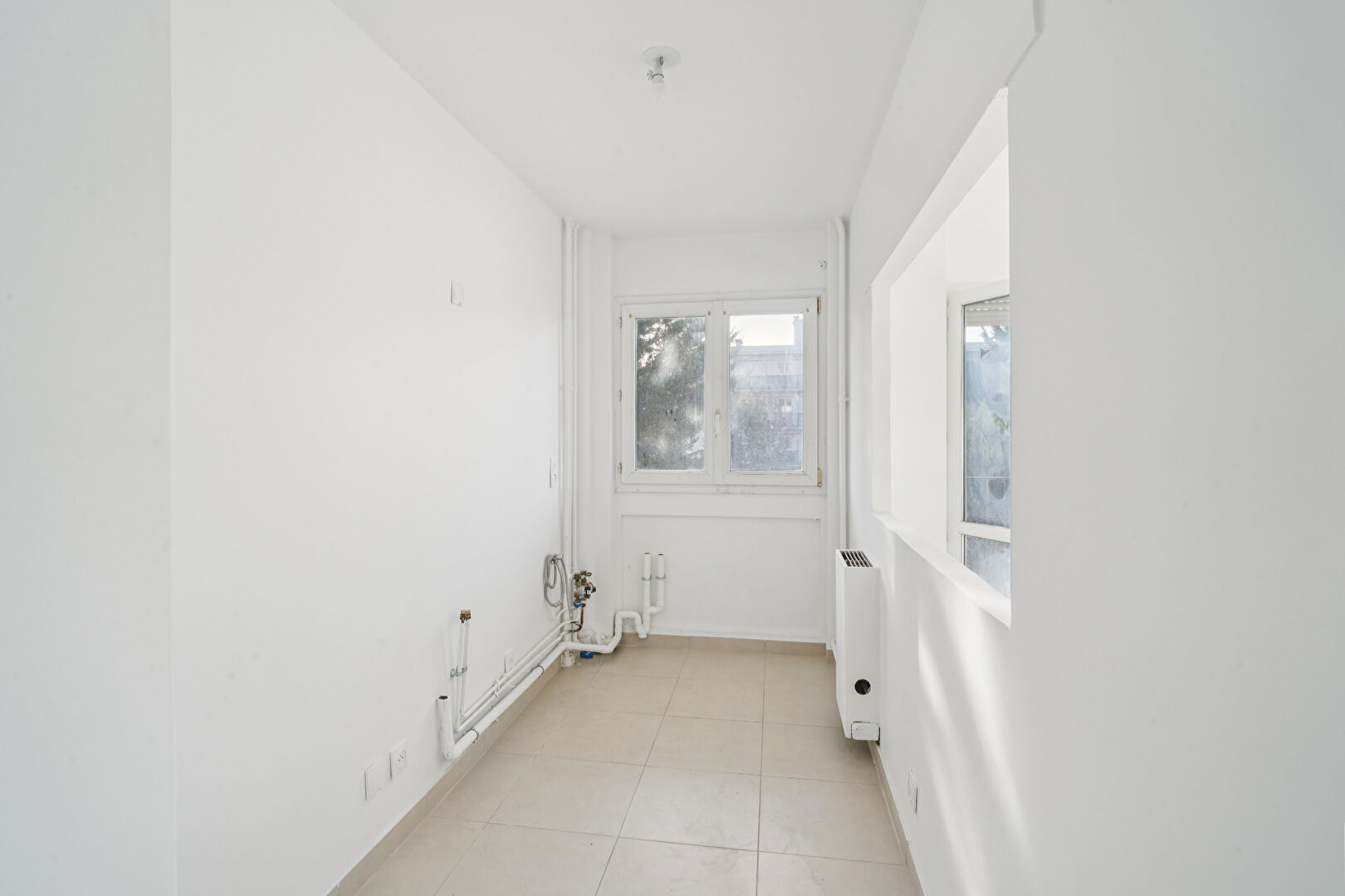A VENDER - APPARTEMENT 40m² - BAGNOLET LIMITE ROMAINVILLE 