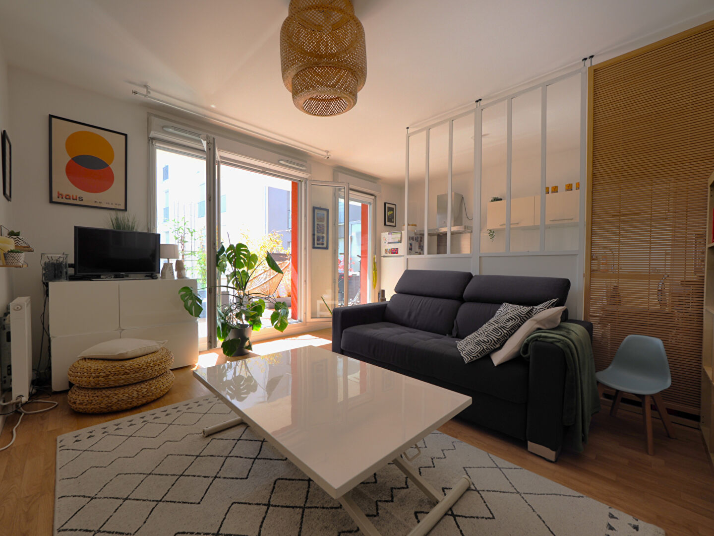 A VENDRE - APPARTEMENT  3 PIECES - 60m²  -  ROMAINVILLE