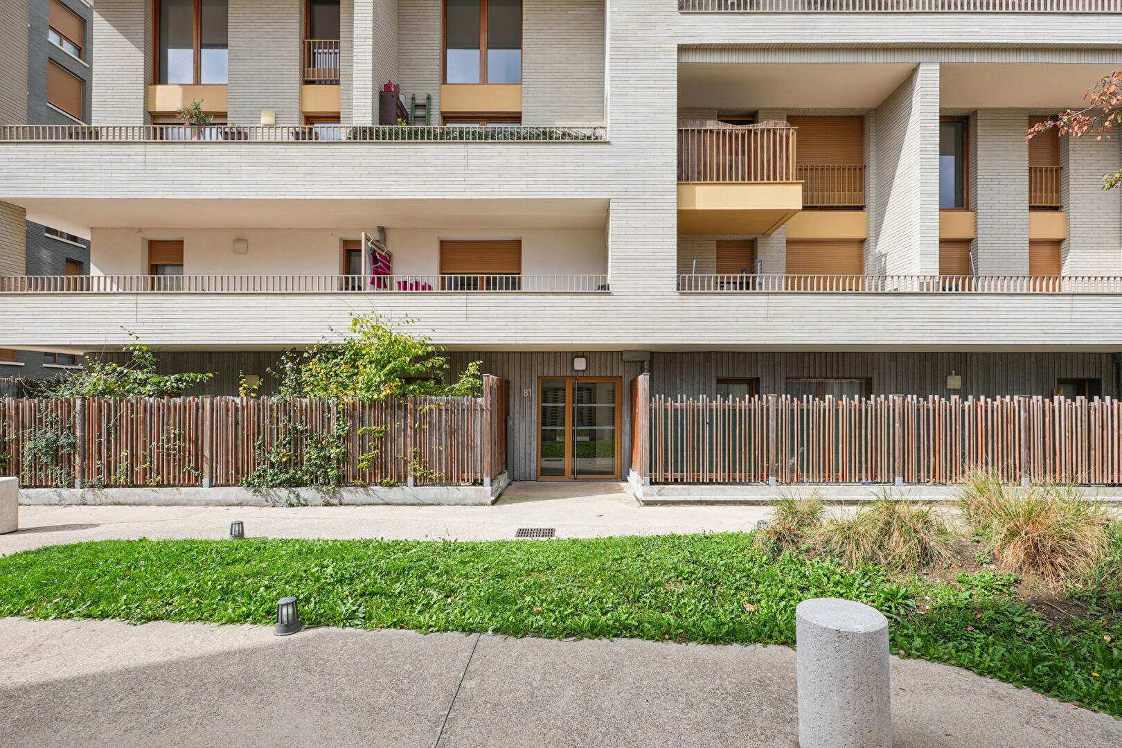 A VENDRE - APPARTEMENT  37m² - ROMAINVILLE