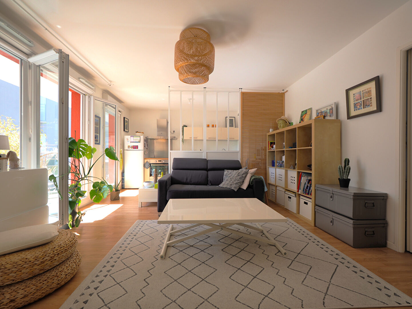 A VENDRE - APPARTEMENT  3 PIECES - 60m²  -  ROMAINVILLE