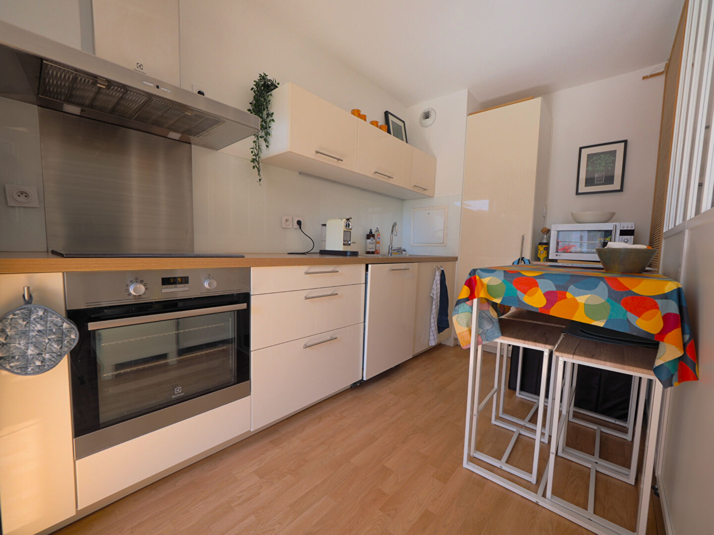 A VENDRE - APPARTEMENT  3 PIECES - 60m²  -  ROMAINVILLE