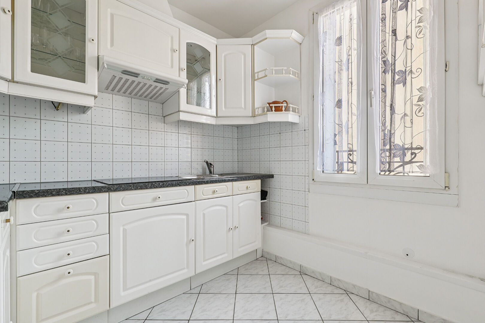 A VENRE - APPARTEMENT - ROMAINVILLE / MONTREUIL