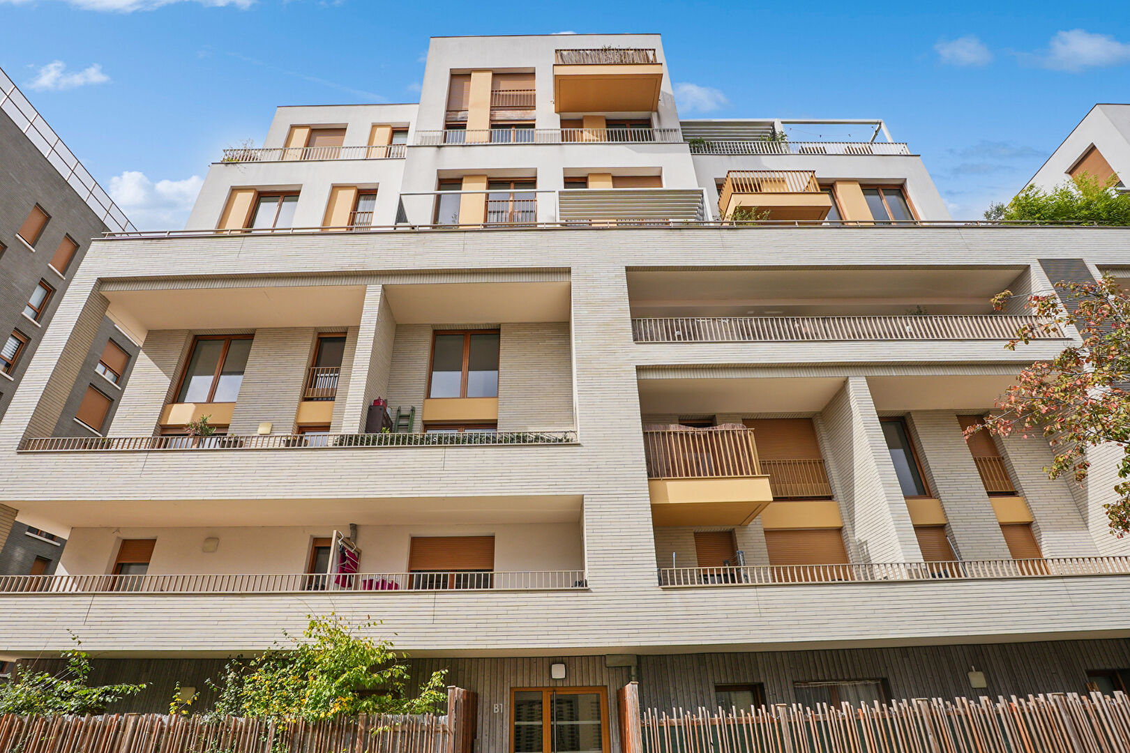 A VENDRE - APPARTEMENT  37m² - ROMAINVILLE