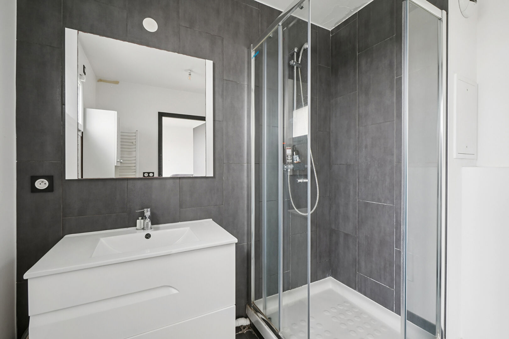 Appartement Romainville 1 pièce(s) 25 m2