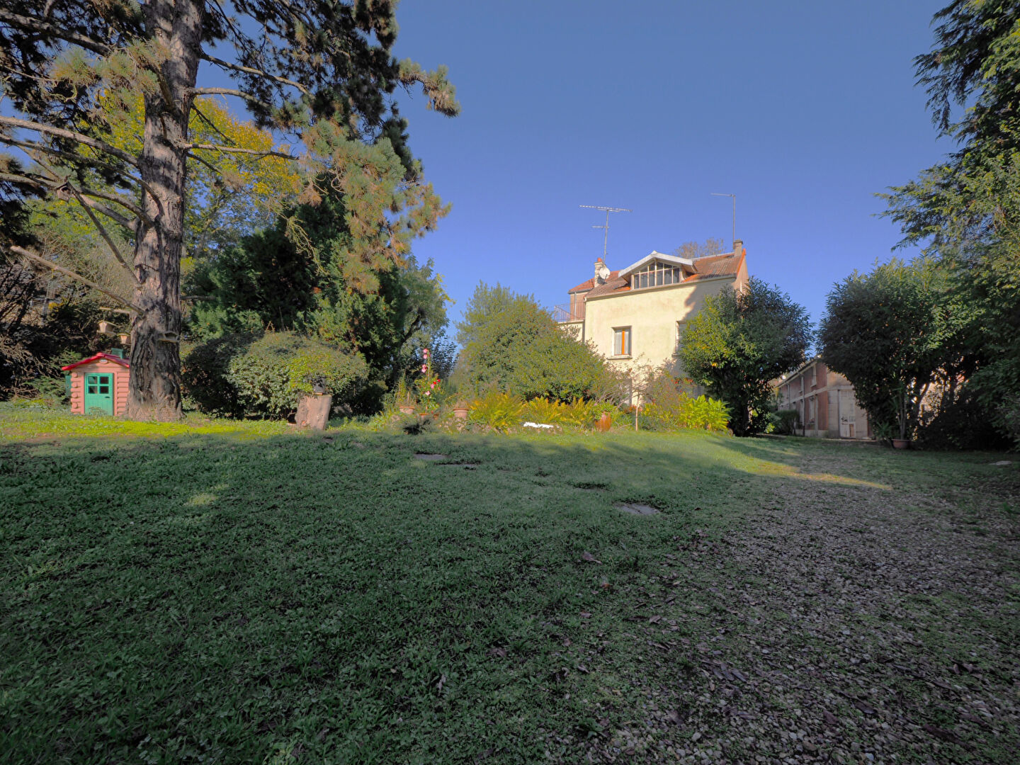 VILLEMOMBLE vente Maison 592 m² sur Terrain de 2085 m²