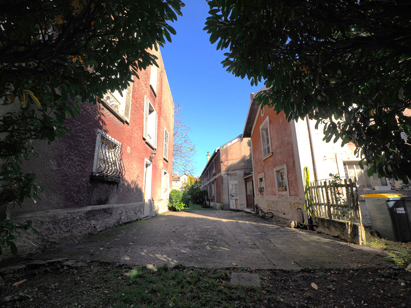 VILLEMOMBLE vente Maison 592 m² sur Terrain de 2085 m²