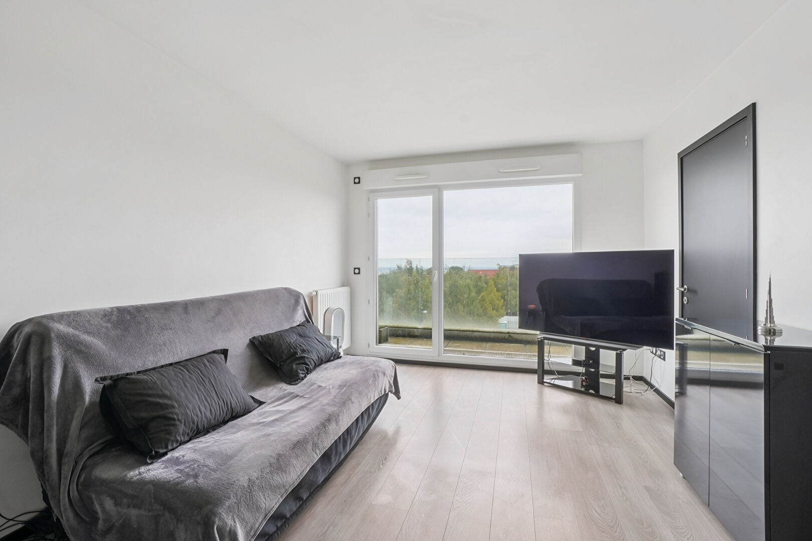 Appartement Romainville 1 pièce(s) 25 m2