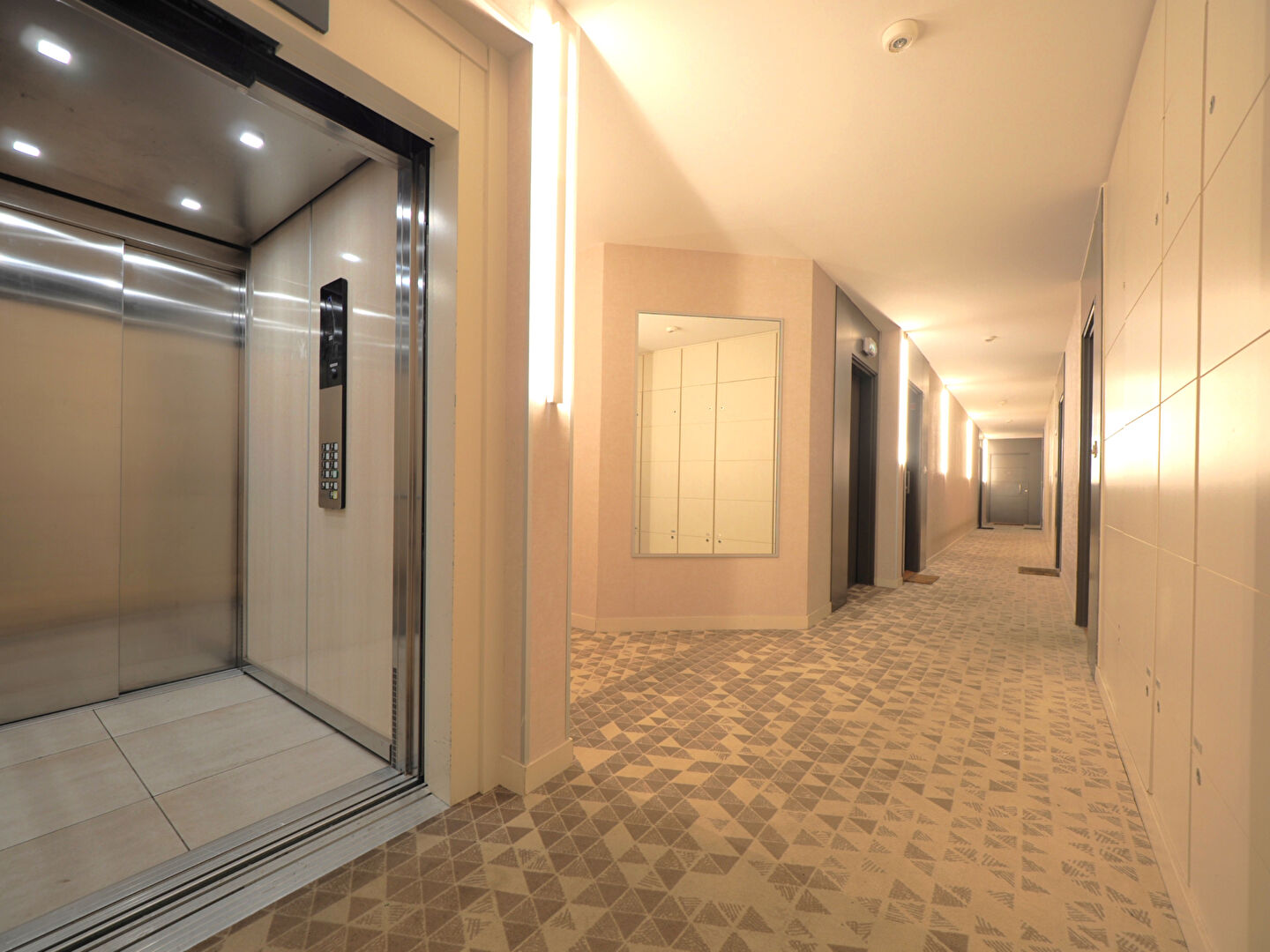 A VENDRE - APPARTEMENT  3 PIECES - 60m²  -  ROMAINVILLE