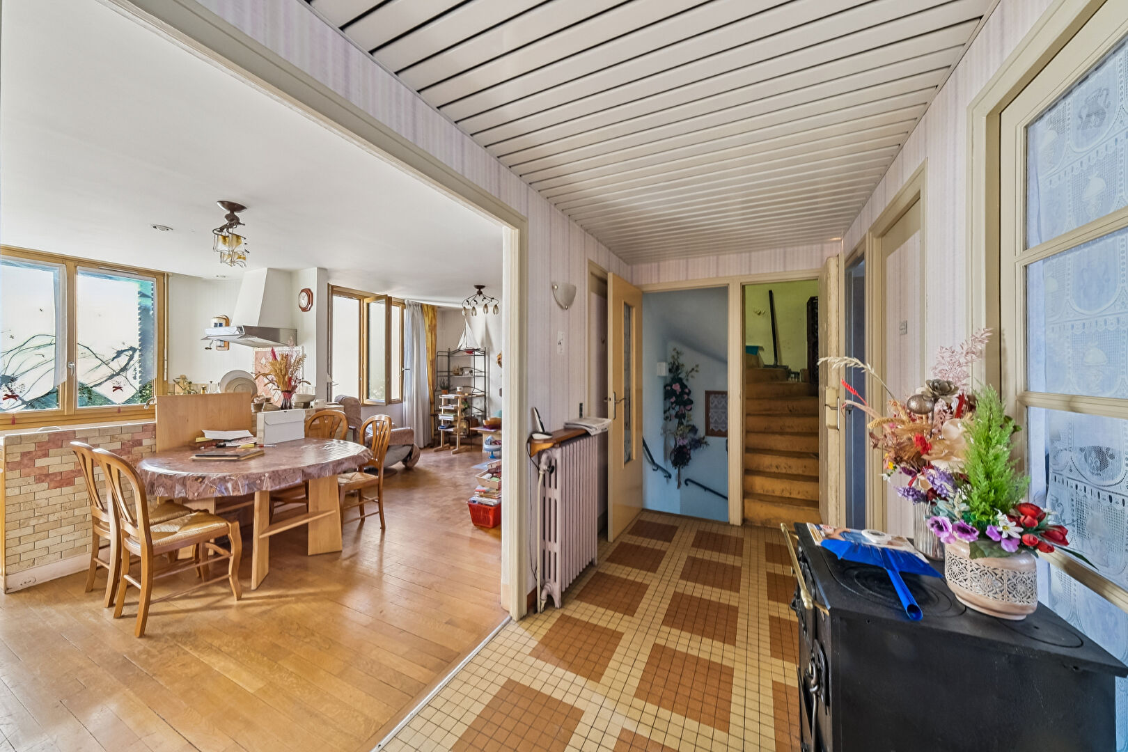 EXCLUSIVITÉ - Maison individuelle au fort potentiel - 304,68 m² de surface sol