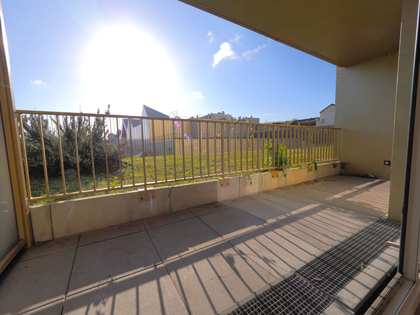 Appartement 3 pièces avec terrasse - Au coeur de la vie romainvilloise (ZAC de l'Horloge)